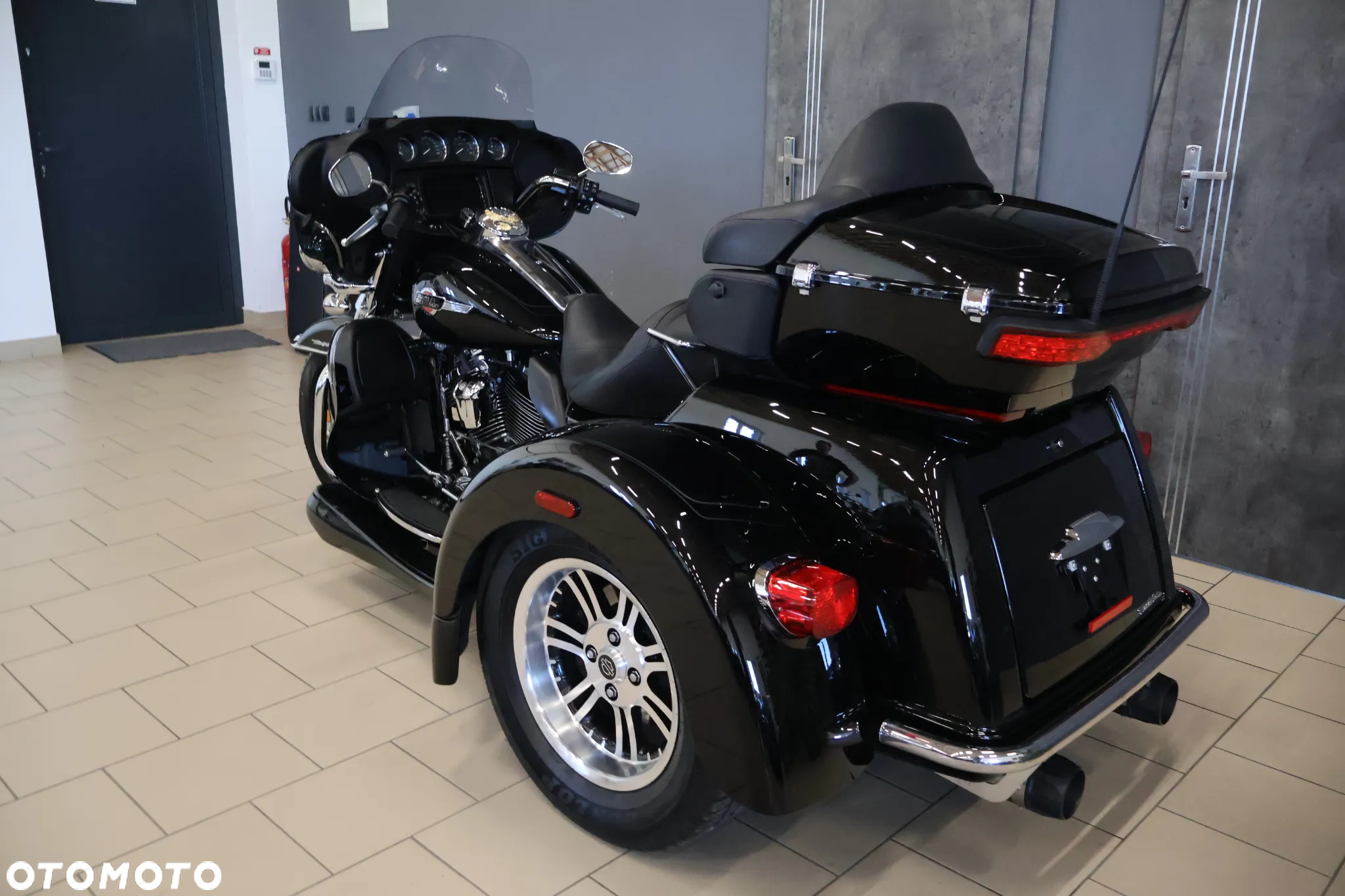 Harley-Davidson Touring Electra Glide - 25