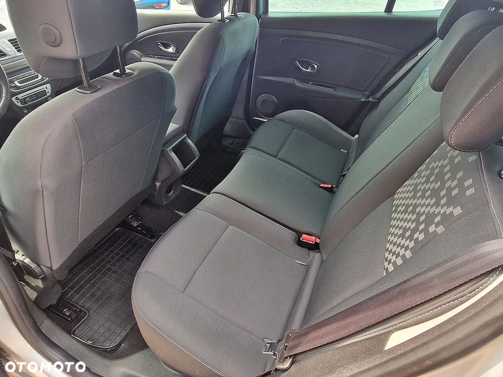 Renault Megane Grandtour ENERGY TCe 115 Start & Stop Authentique - 10