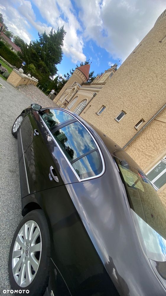 Volkswagen Passat - 15