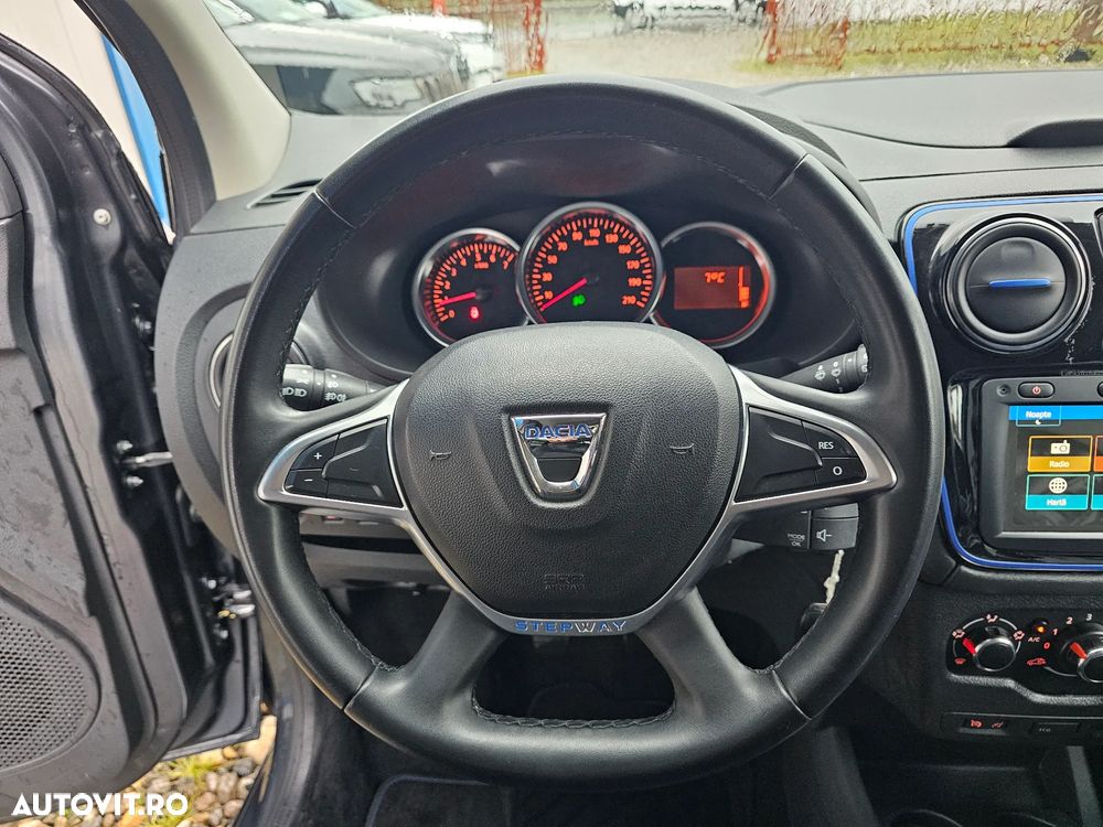 Dacia Lodgy 1.6 Stepway - 35