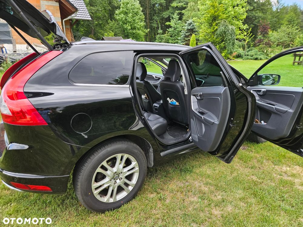 Volvo XC 60 D4 AWD Summum - 17