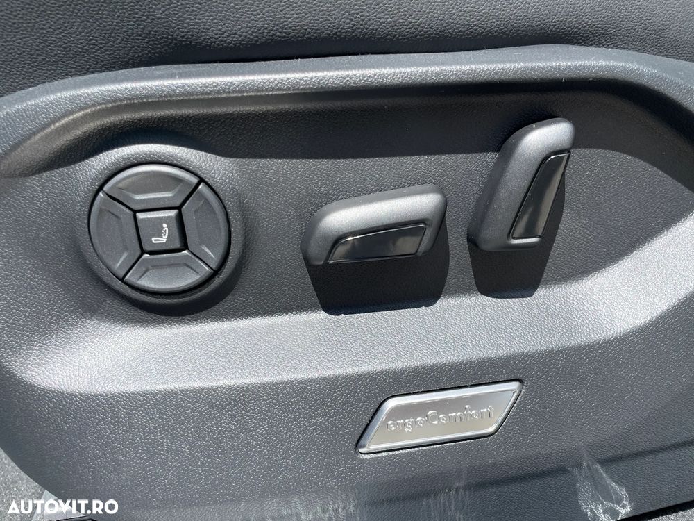 Volkswagen Touareg V6 TDI 4MOTION Elegance - 13