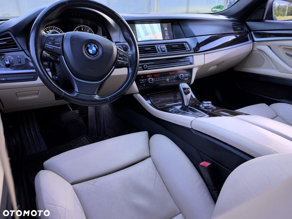 BMW Seria 5 520d - 19