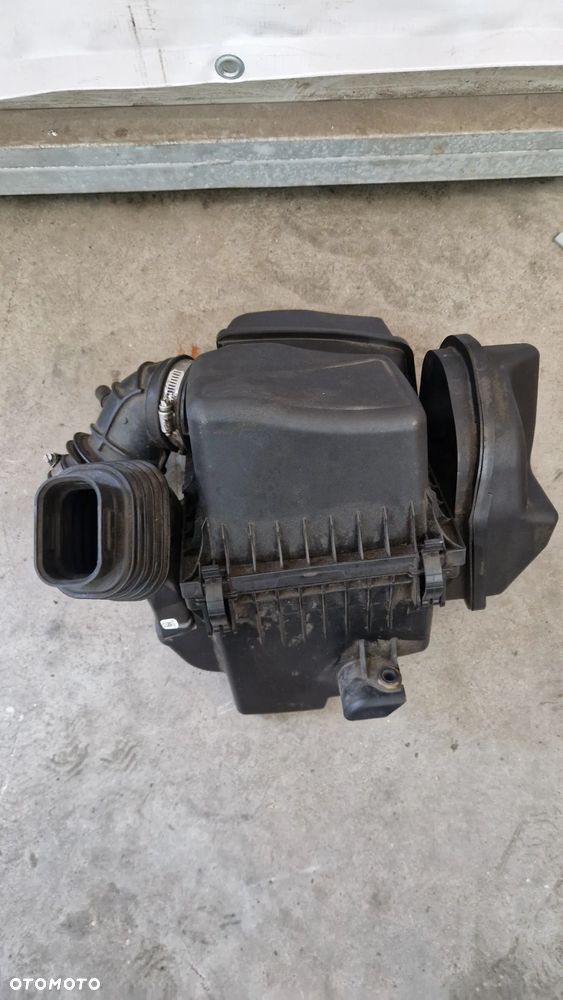 Ford Escape,Kuga IV filtr powietrza 2.5 hybryda - 1