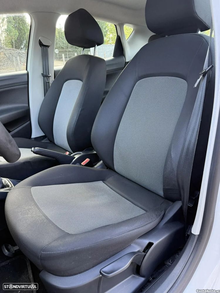 SEAT Ibiza 1.4 TDi Reference Ecomotive - 4