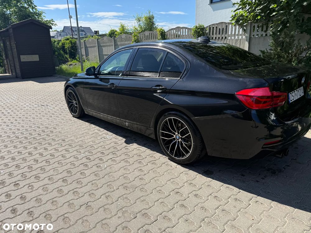 BMW Seria 3 320d Efficient Dynamics - 19