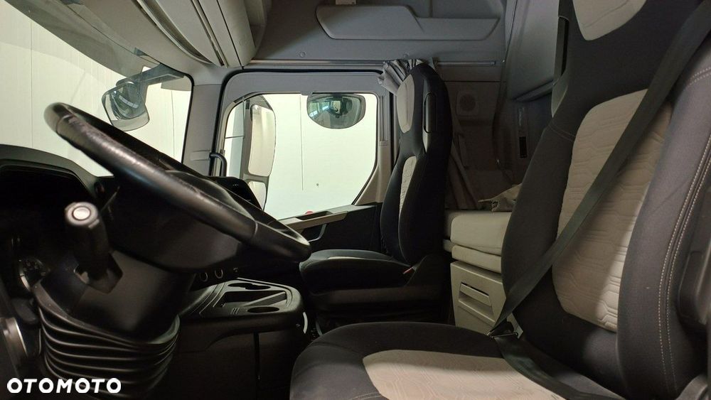 Ford F-MAX - 9