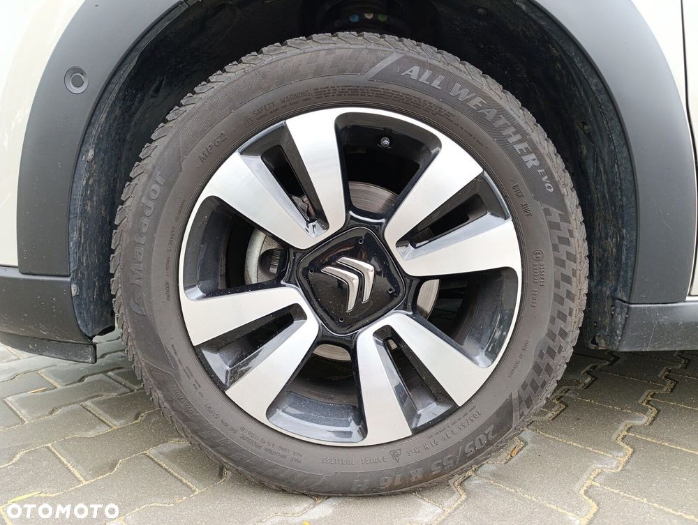 Citroën C3 1.2 PureTech Shine - 32