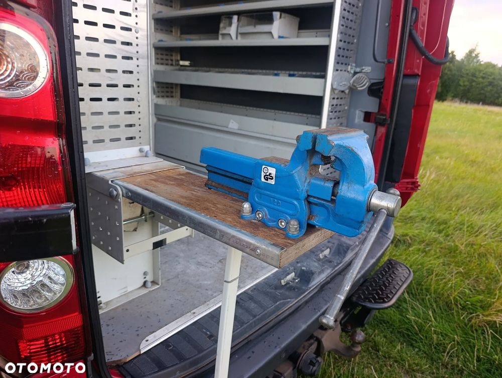 Volkswagen Crafter - 16
