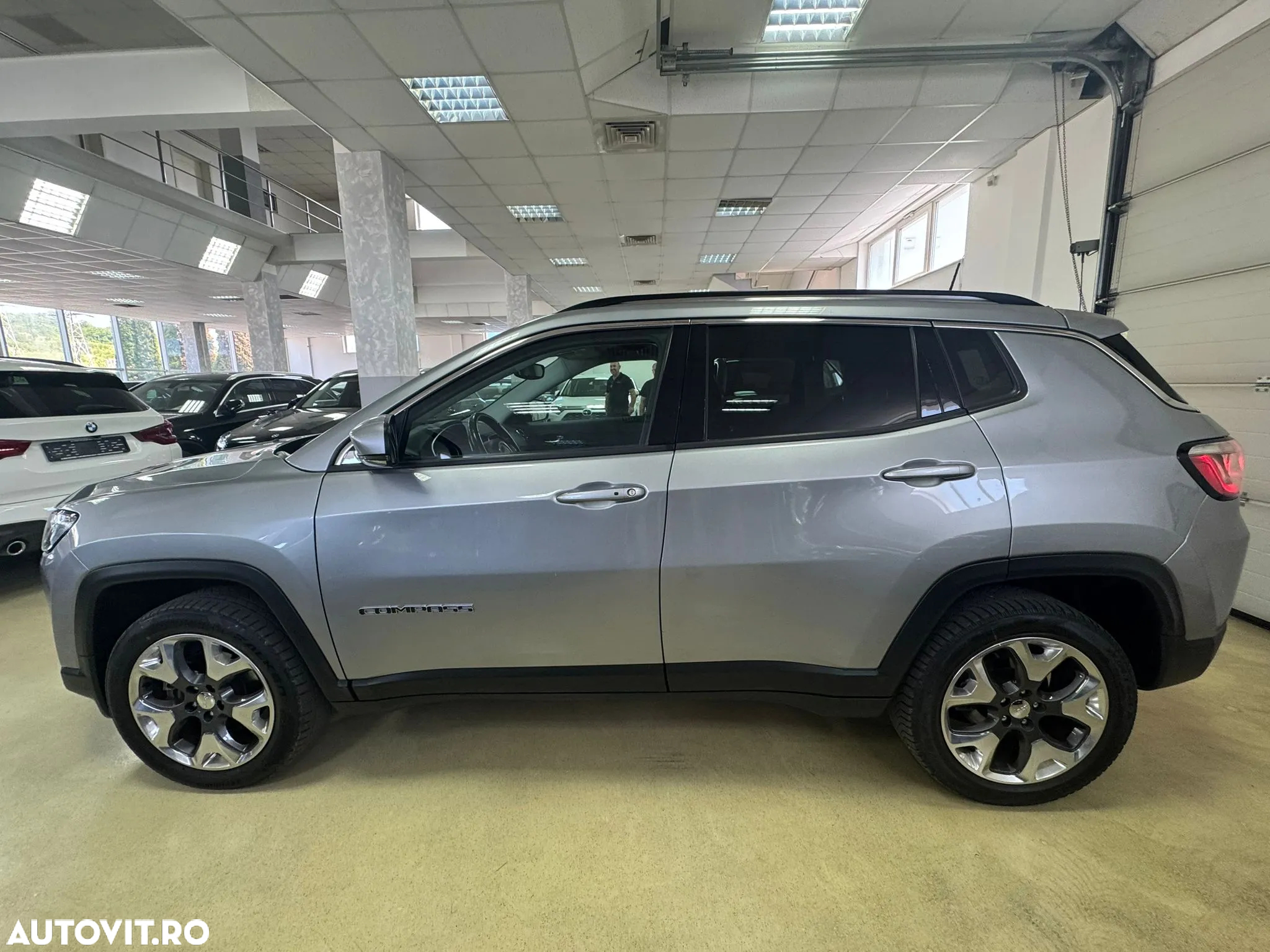 Jeep Compass 2.0 M-Jet 4x4 AT Limited - 11