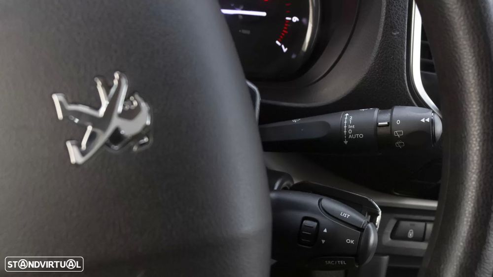 Peugeot Traveller 1.5 BlueHDi L2H1 Standard - 21