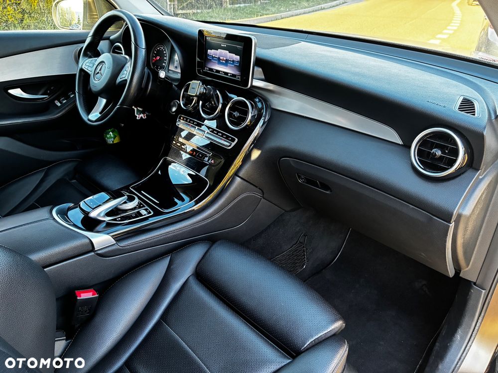 Mercedes-Benz GLC - 8