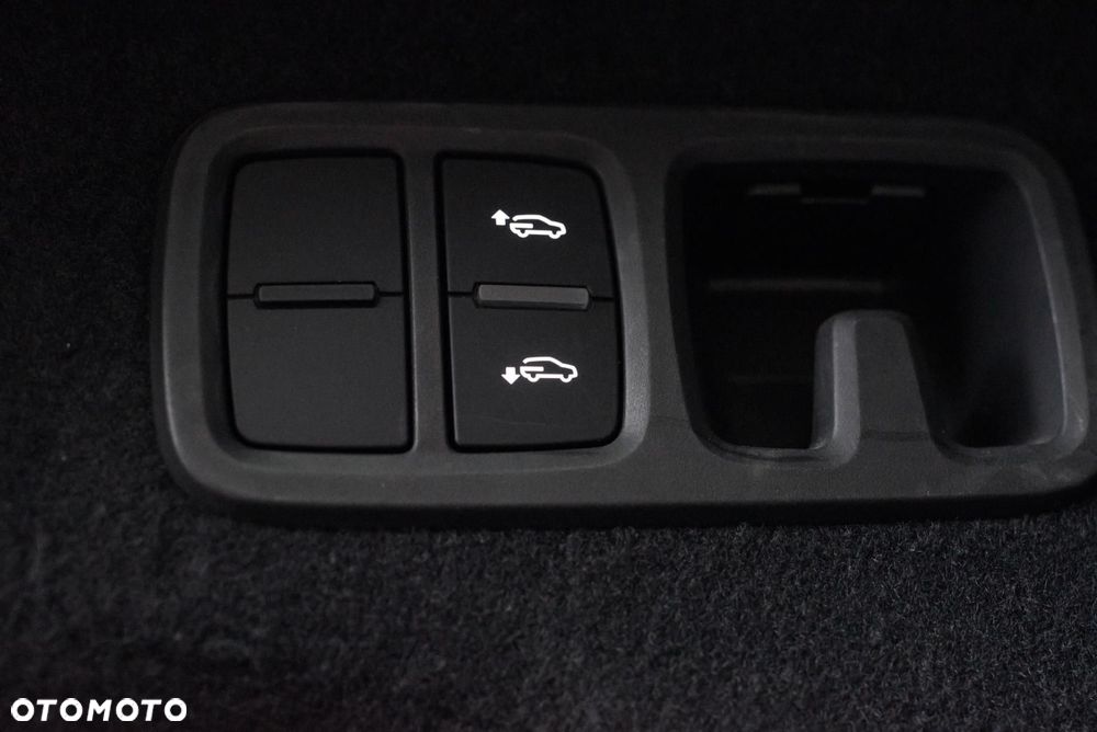 Audi Q8 50 TDI mHEV Quattro Tiptronic - 38