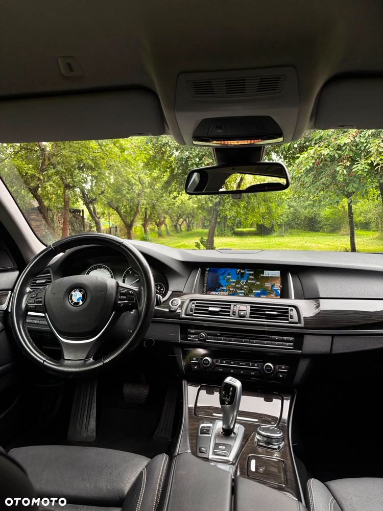 BMW Seria 5 520d Luxury Line - 21