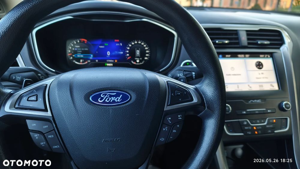 Ford Mondeo - 30