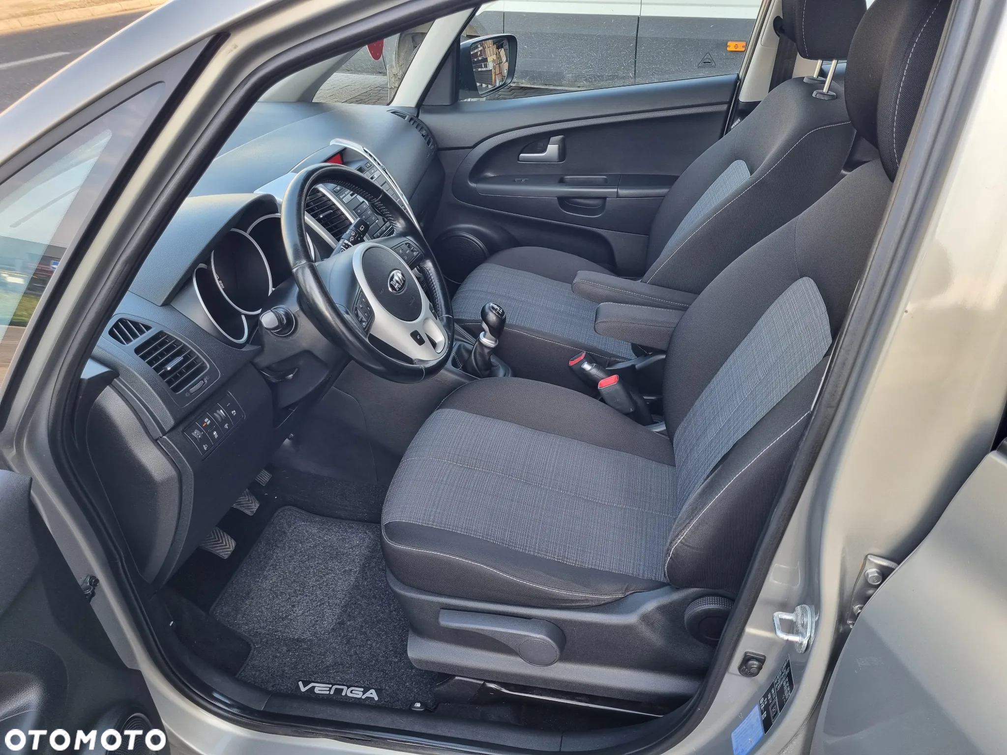 Kia Venga 1.4 CRDi 90 ISG Spirit - 13