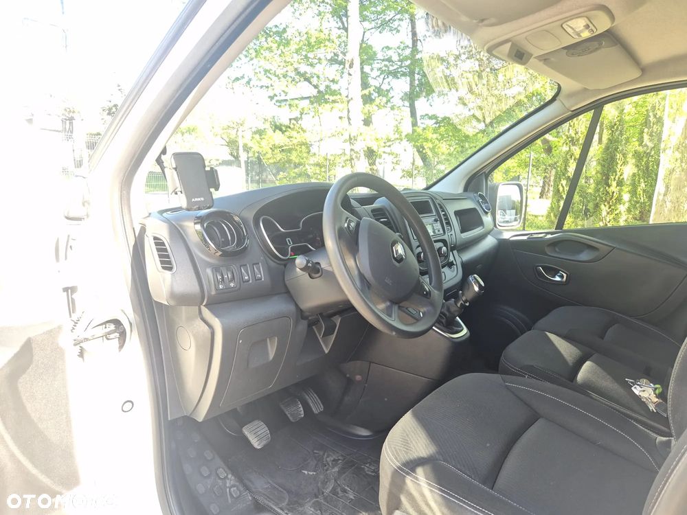 Renault TRAFIC - 6