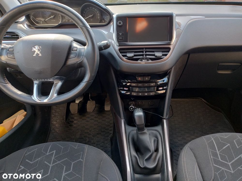 Peugeot 2008 1.6 VTi Allure - 8