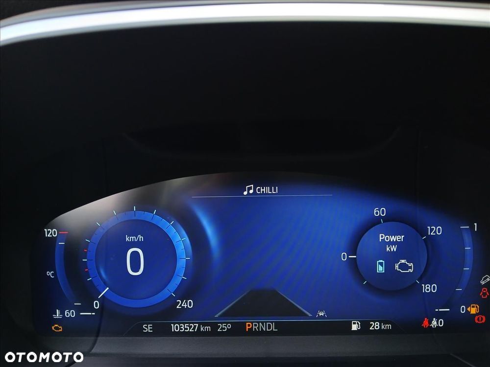 Ford Kuga - 12