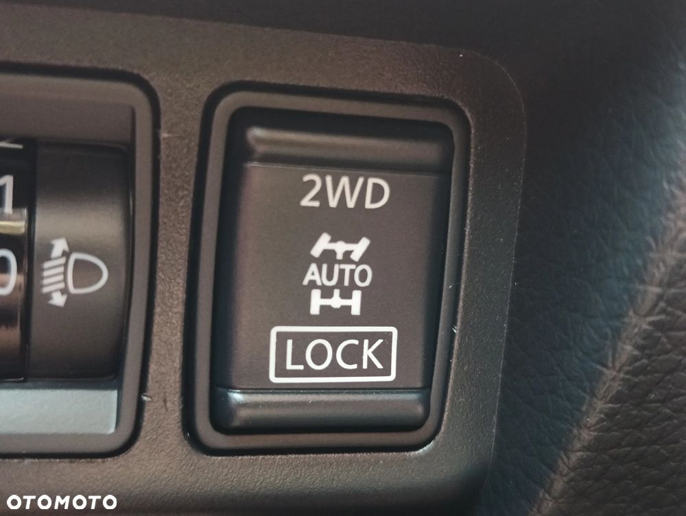 Nissan Qashqai 1.6 DCi 4x4 Acenta - 28