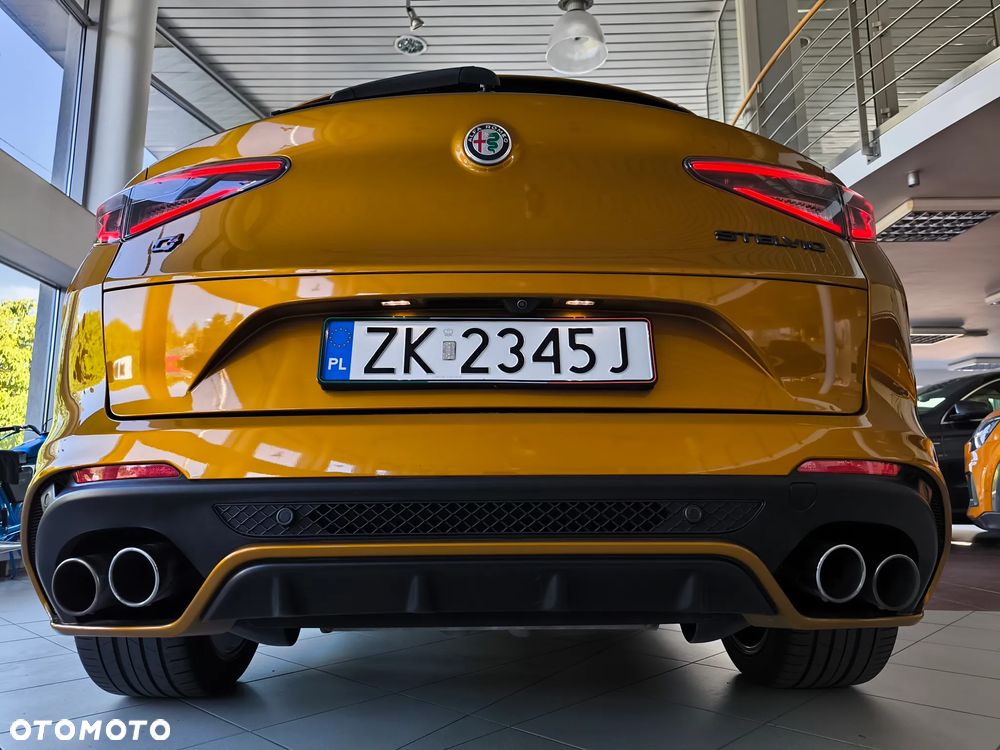 Alfa Romeo Stelvio 2.9 V6 Bi-Turbo Quadrifoglio Q4 - 38