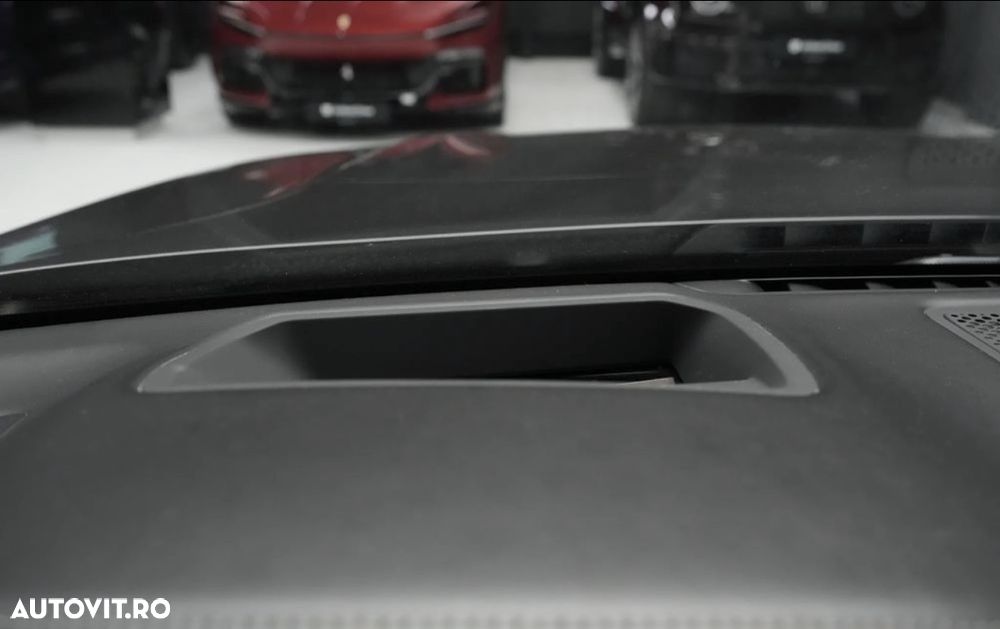 BMW Seria 7 740Li - 25