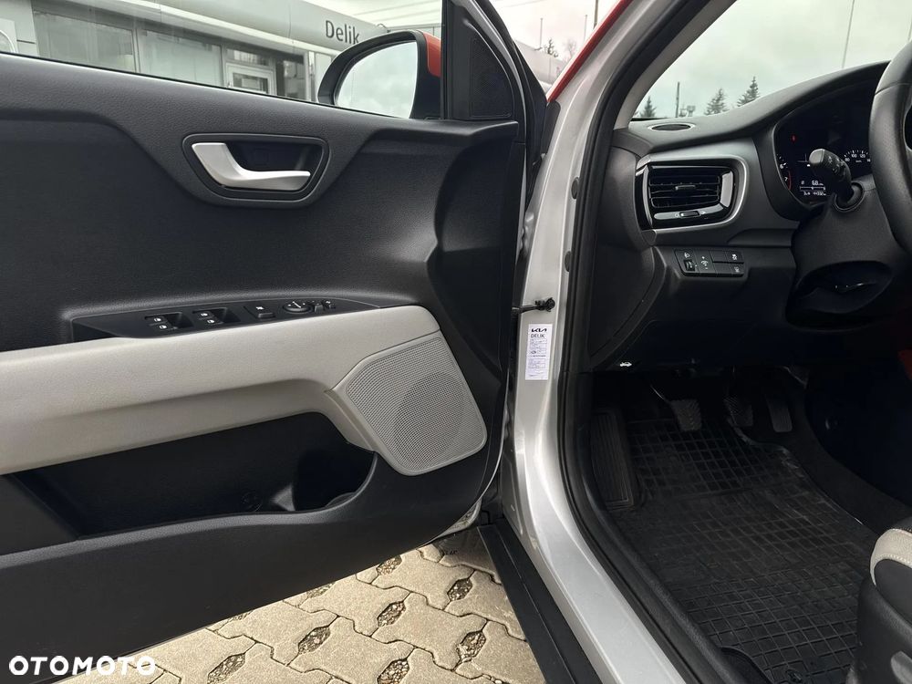 Kia Stonic 1.4 L - 10