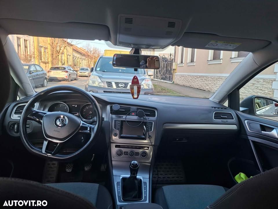 Volkswagen Golf 1.6 TDI BMT Comfortline - 1
