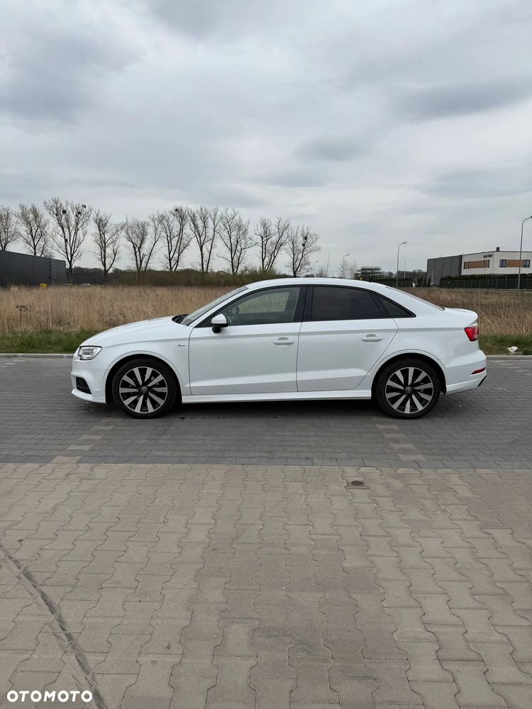 Audi A3 Limousine 1.6 TDI Sport S tronic - 2