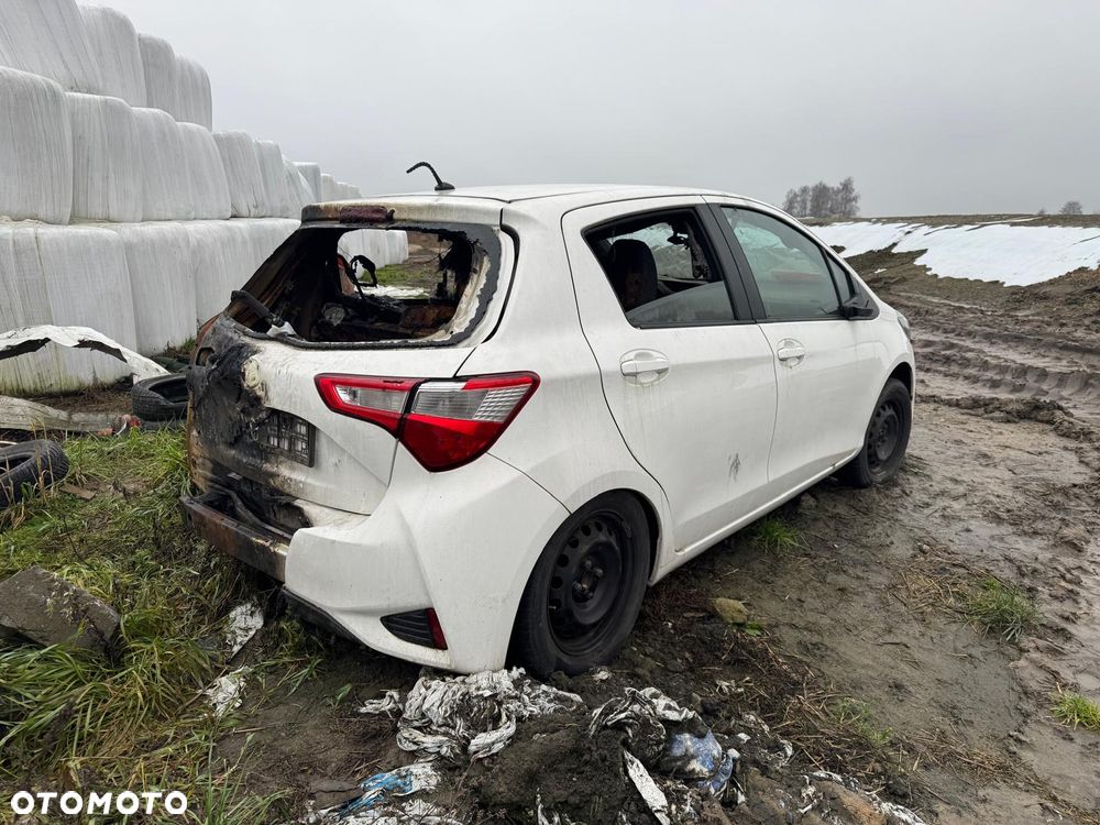 Toyota Yaris 1.5 Dynamic - 2