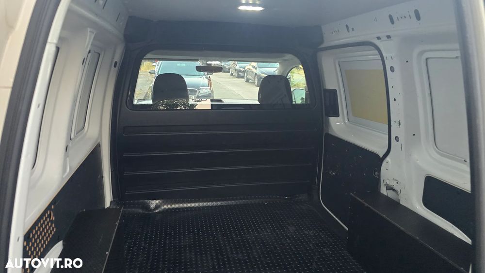 Volkswagen CADDY - 12