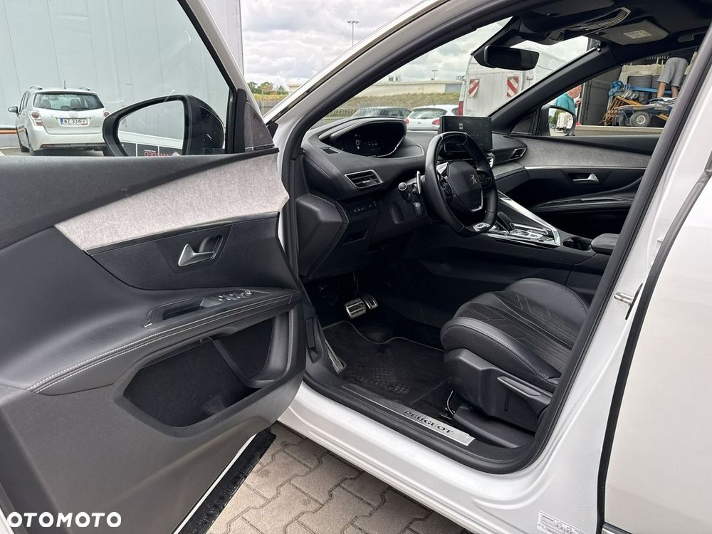 Peugeot 5008 1.6 PureTech GT Pack S&S EAT8 - 10