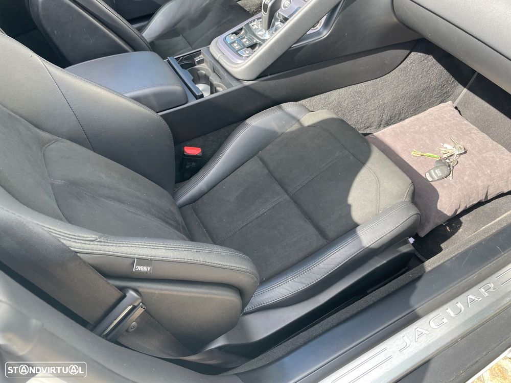 Jaguar F-Type Aut. R-Dynamic - 25