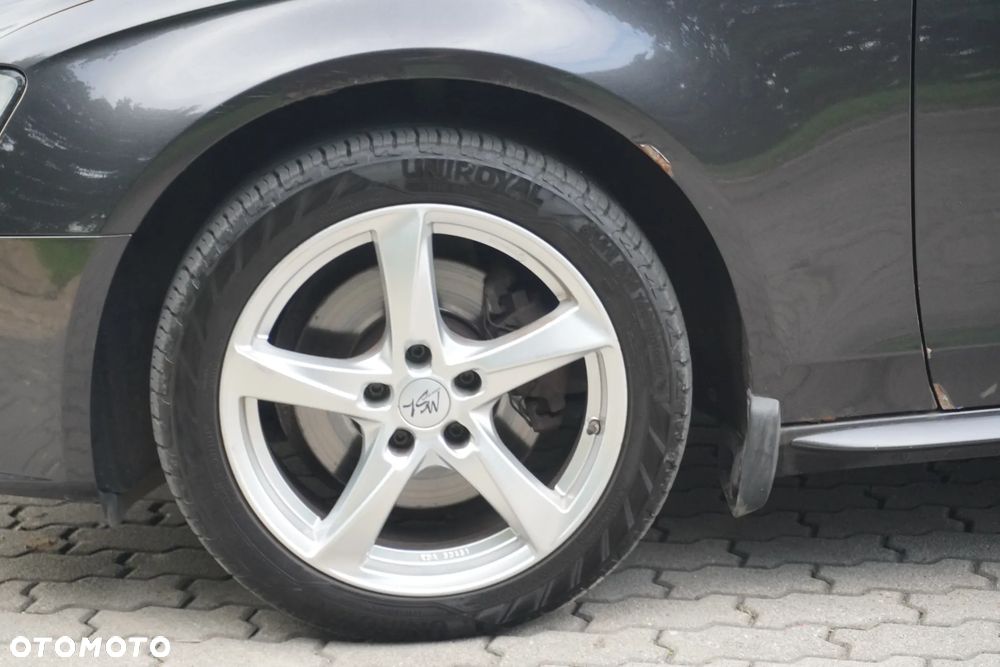 Audi A4 Avant 2.0 TDI - 6