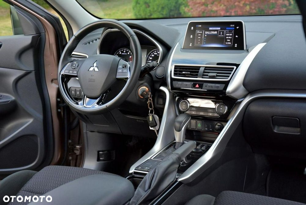 Mitsubishi Eclipse Cross - 19