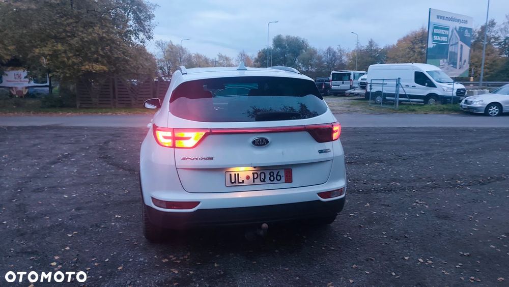 Kia Sportage 1.6 GDI 2WD ISG Attract - 26