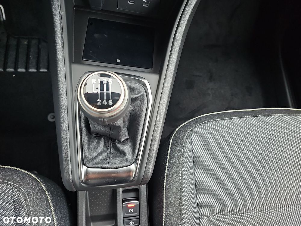 Renault Captur - 19