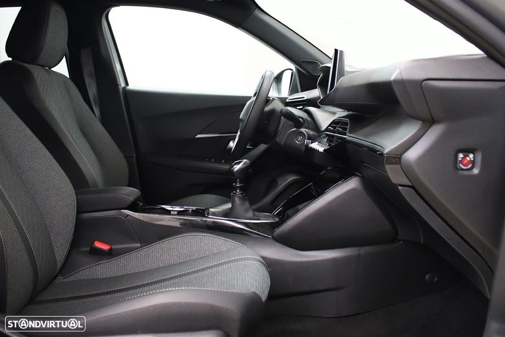 Peugeot 2008 1.2 PureTech Allure - 21