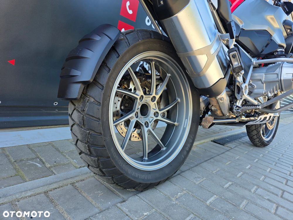 BMW R - 16