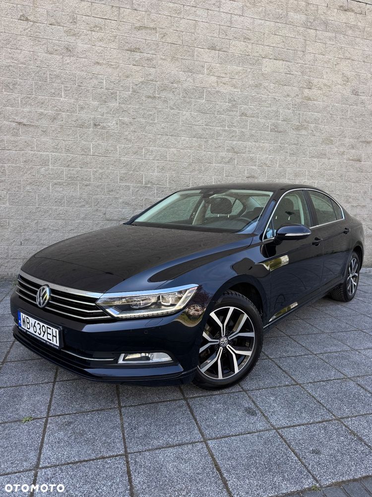 Volkswagen Passat 2.0 TDI SCR Comfortline DSG - 2