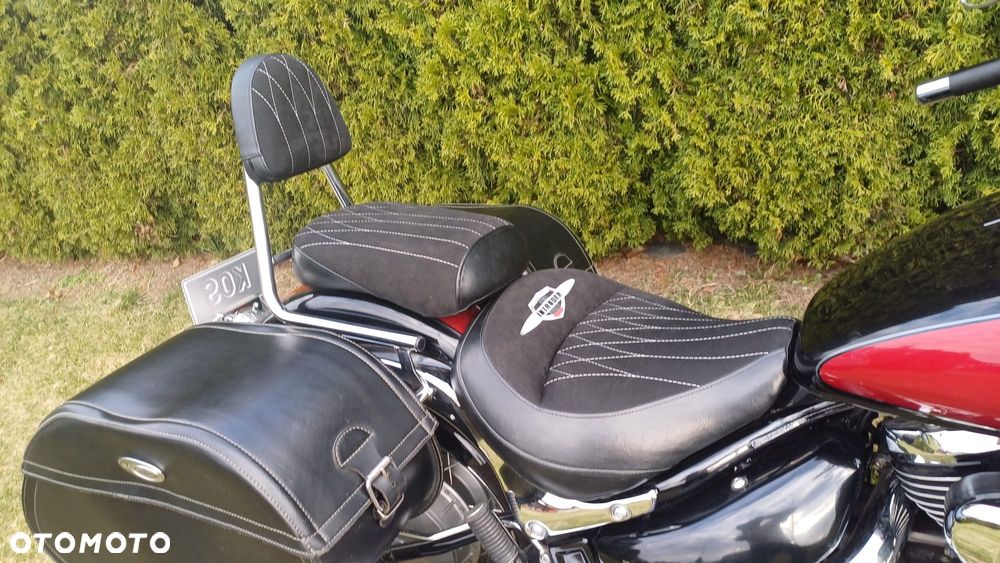 Suzuki Intruder - 4
