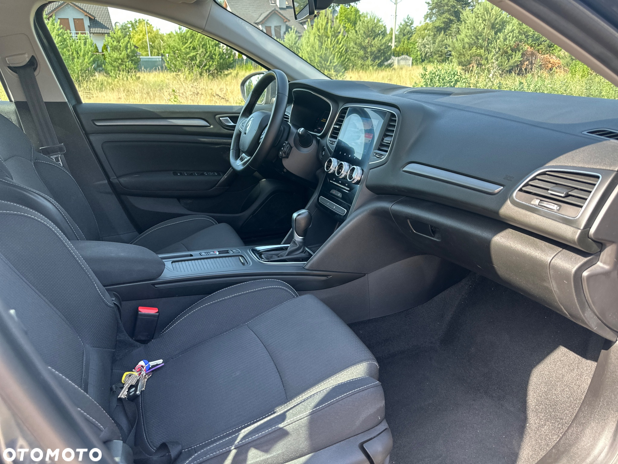 Renault Megane Grandtour E-TECH Plug-in 160 BUSINESS EDITION - 15