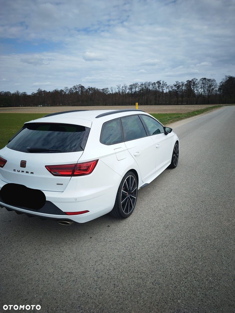 Seat Leon Sportstourer - 2