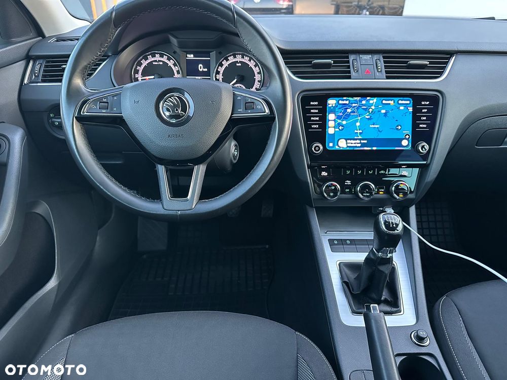 Skoda Octavia 1.6 TDI Ambition - 19