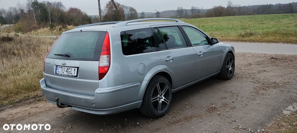 Ford Mondeo 2.0 TDCi Ambiente - 4