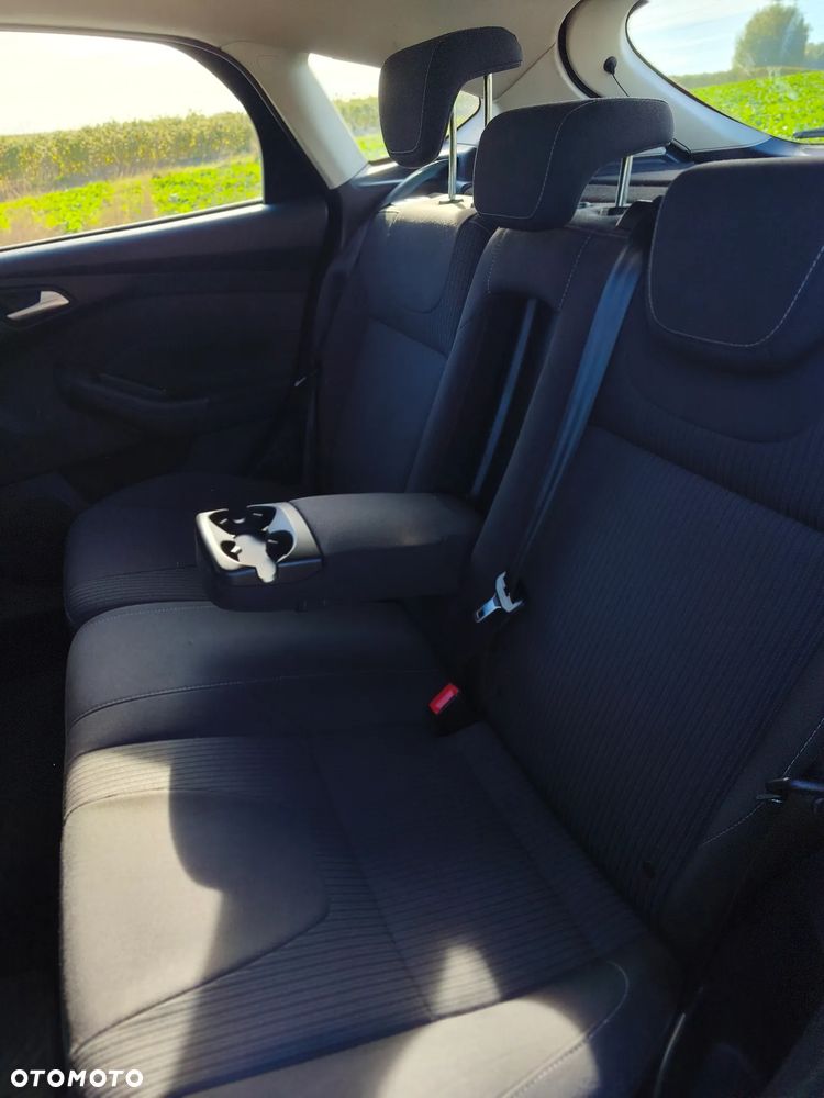 Ford Focus - 22