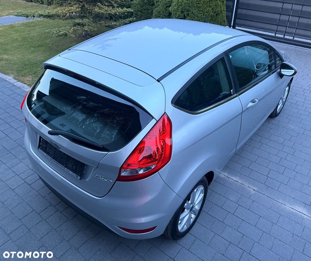 Ford Fiesta 1.4 Ghia - 16