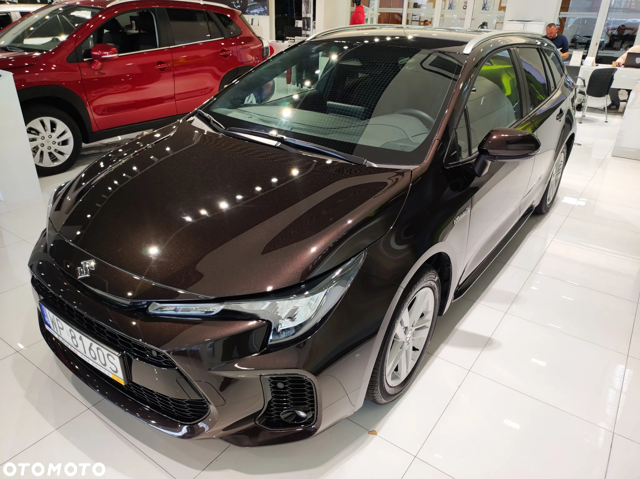 Suzuki Swace 1.8 Hybrid Premium Plus CVT - 3