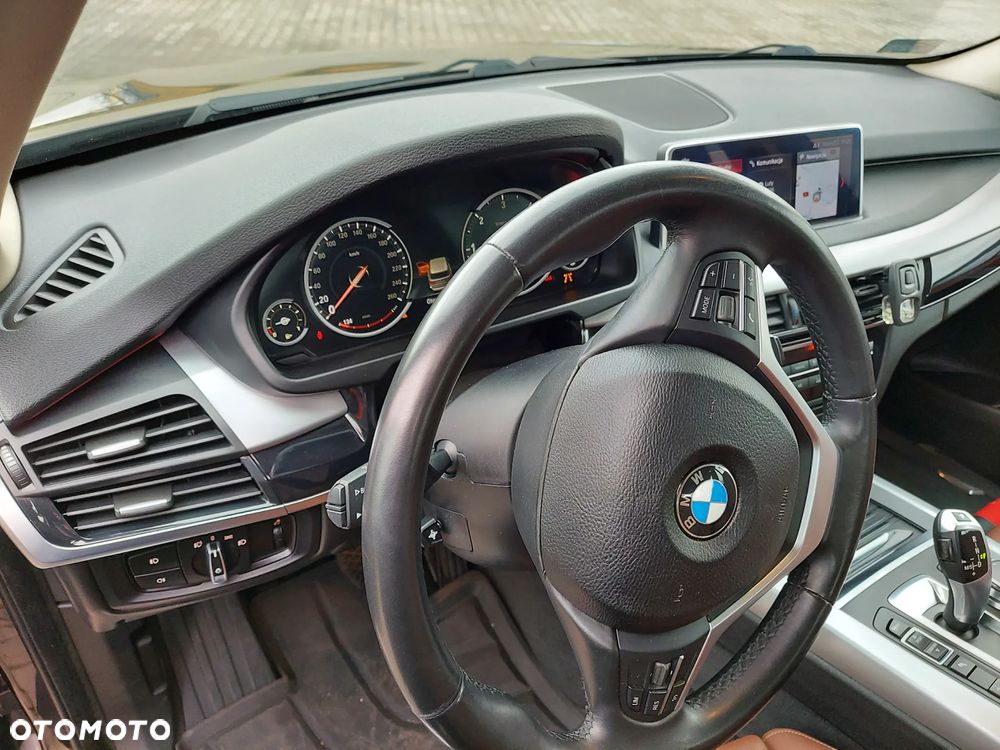 BMW X5 xDrive25d - 13
