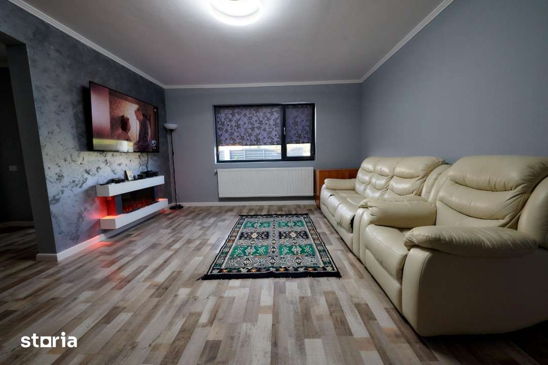 Casa parter si mansarda in zona Garii, Vaslui - Imagine principală: 2/13